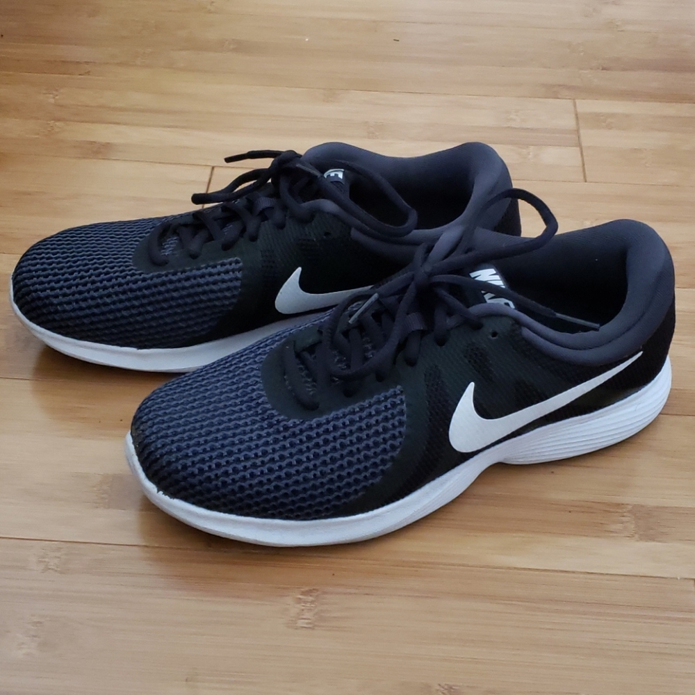 Nike shoes